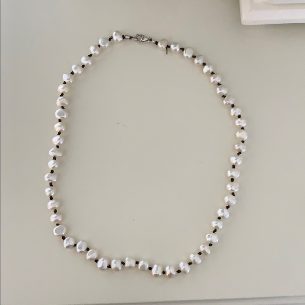 Saltwater pearl necklace